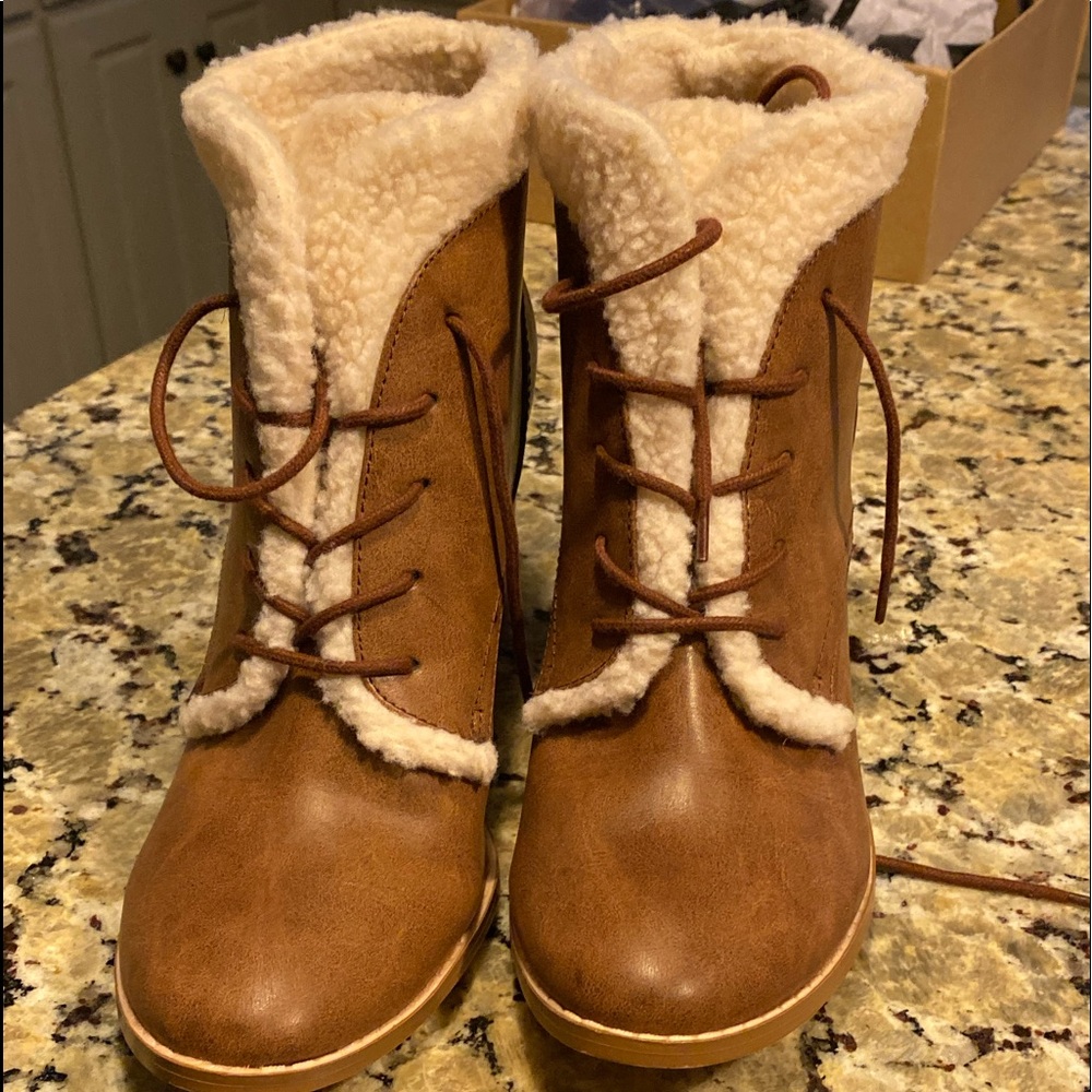 Restricted Ankle Boots